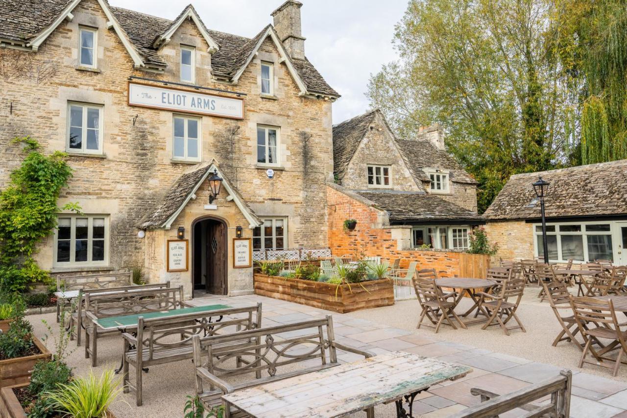 Eliot Arms Hotel Cirencester Exterior photo